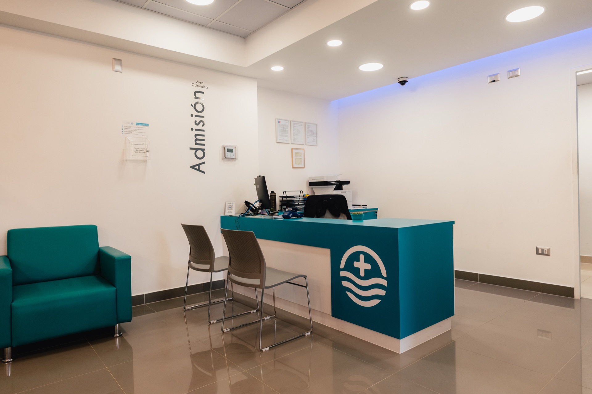 Recepción y admisión del área quirúrgica de Clínica Chinquihue en Puerto Montt