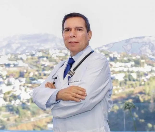 Dr. Nelson Núñez Vásquez
